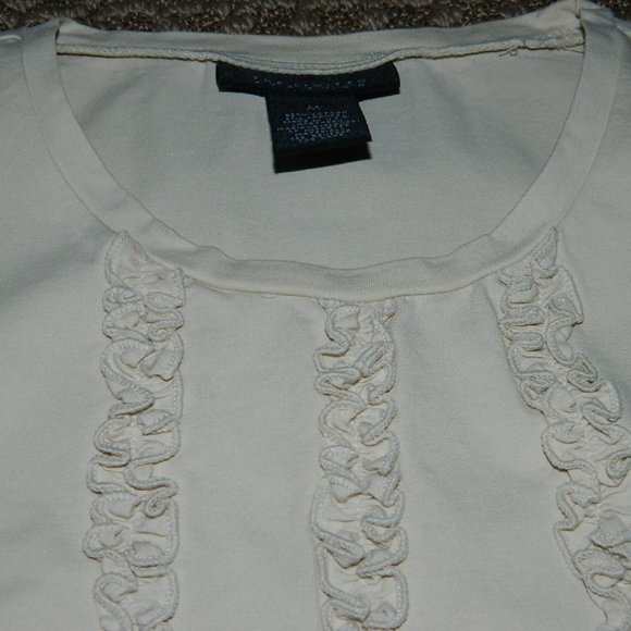 The Limited Stretch Sleeveless Top w/Small ruffle bib - Picture 4 of 8